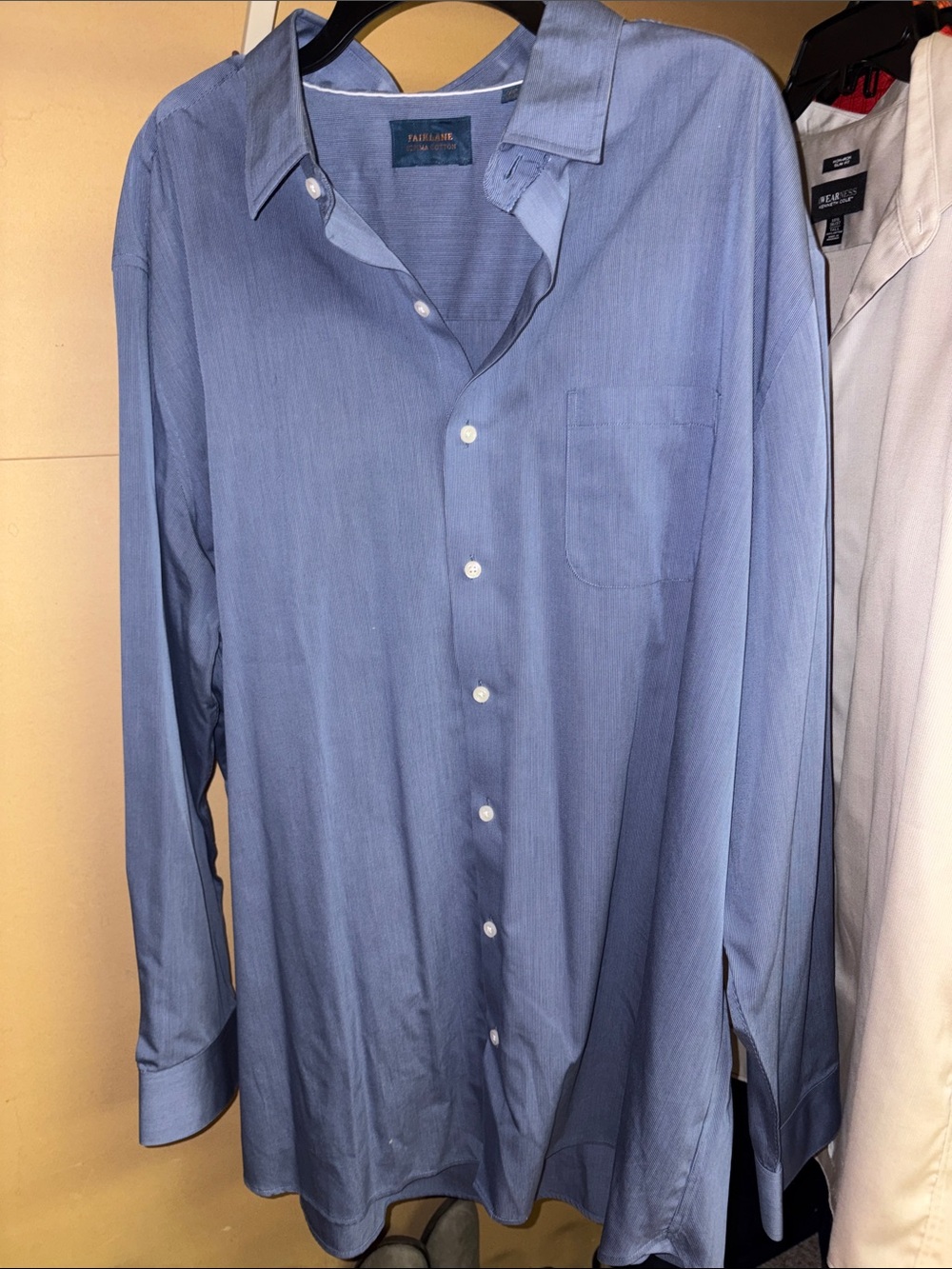 Fairlane Men's Light Blue Long-Sleeve Dress Shirt